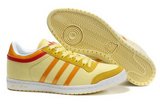 Adidas阿迪三叶草女子轻跑鞋 2010新款黄桔 女