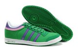 Adidas阿迪三叶草女子轻跑鞋 2010新款绿紫 女