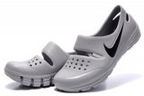 Nike耐克休闲透气鞋 2011新款灰黑 男