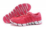 Adidas阿迪毛毛虫跑鞋 2011新款桃红 女