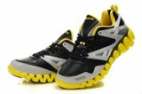 Reebok锐步zig-tech 2012新款毛毛虫皮面黑浅黄 男