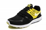 Nike耐克登月跑鞋 2012藤元浩包头黑黄色 男