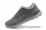 Nike耐克赤足跑鞋 2012新款4.0 V2自如驰骋炭灰 男