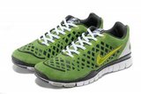 Nike耐克赤足跑鞋 2012新款FREE TR FIT反毛皮绿黄 男