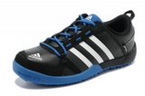 Adidas阿迪户外跑鞋 2012秋冬新款头层皮黑蓝 男