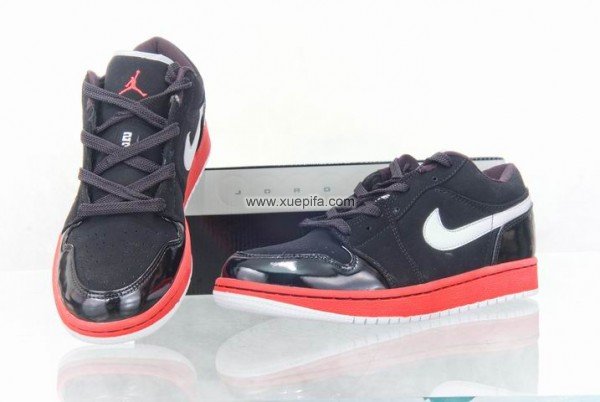 Nike耐克乔丹 一代篮球鞋黑白红低帮 男