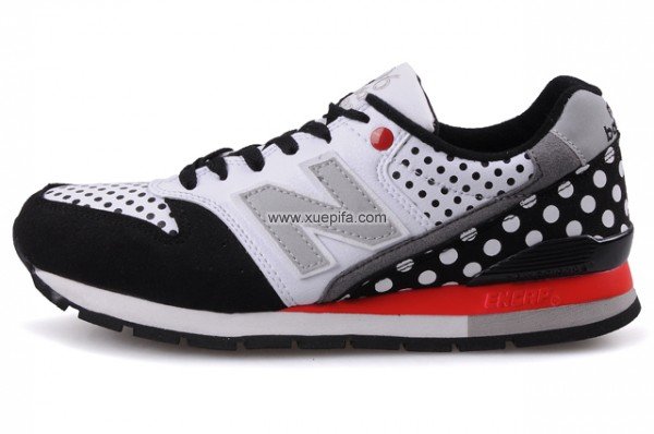 NewBalance新百伦996跑步鞋 白黑点 男