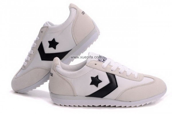 匡威休闲鞋 2010新款透气白黑低帮 情侣