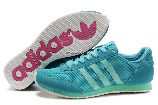 Adidas阿迪三叶草运动跑鞋 浅绿色 女