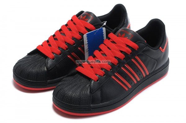 Adidas阿迪三叶草贝壳头板鞋 2011新款黑红 男