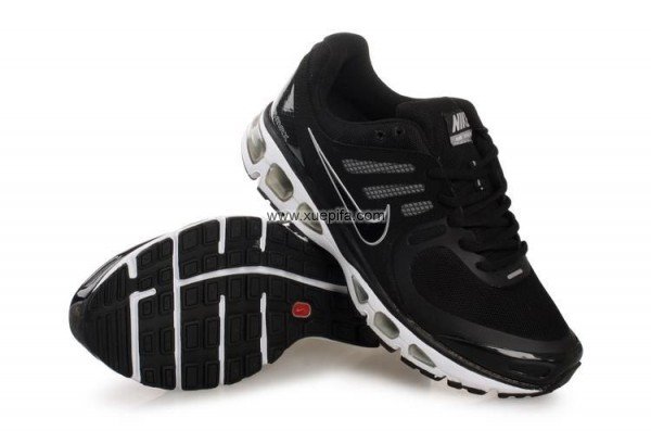 Nike耐克Air max跑鞋 2010网面 黑银 男