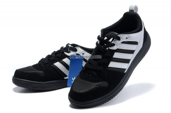 Adidas阿迪三叶草清风跑步鞋 2011夏季黑白 男