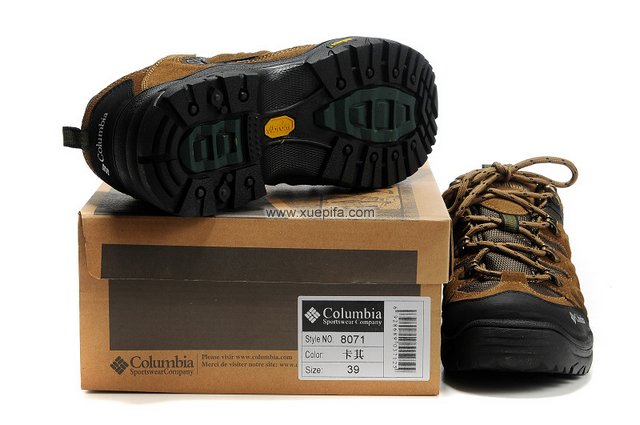 哥伦比亚登山鞋 棕卡其 情侣