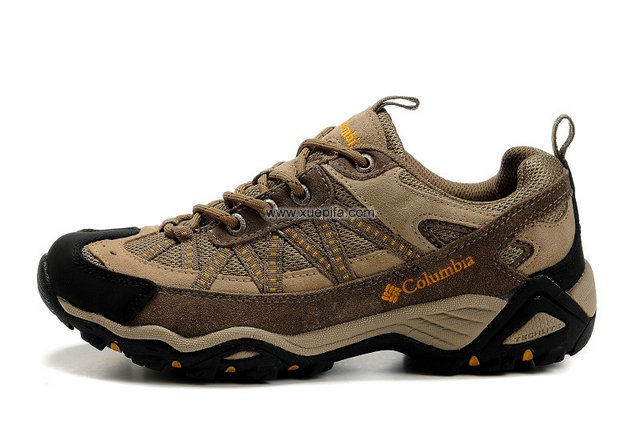 哥伦比亚登山鞋 卡其色 男