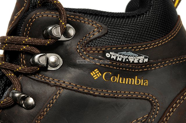 哥伦比亚登山鞋 中邦黑棕色 情侣
