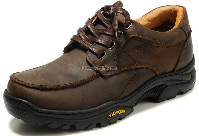 吉普户外鞋 猪皮内里咖啡  男
