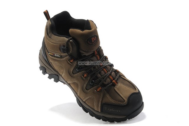 哥伦比亚登山靴 全防水全牛皮卡其 男