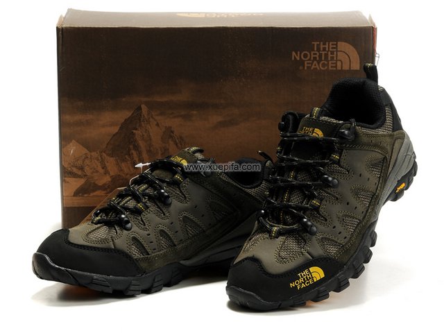 北脸登山鞋 头层磨砂小牛皮浅绿色 男