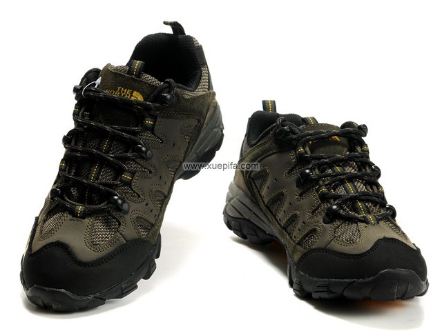 北脸登山鞋 头层磨砂小牛皮浅绿色 男