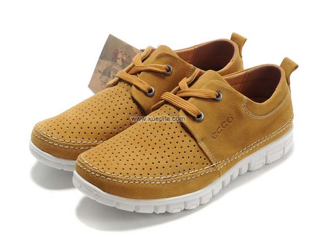 爱步休闲鞋 冲孔透气麦黄色 男