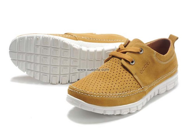 爱步休闲鞋 冲孔透气麦黄色 男
