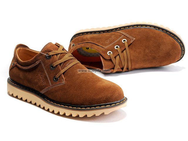 吉普休闲鞋 小牛绒皮棕色 男