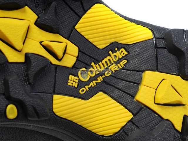 哥伦比亚登山鞋 2011袜套工艺防水浅灰色 男