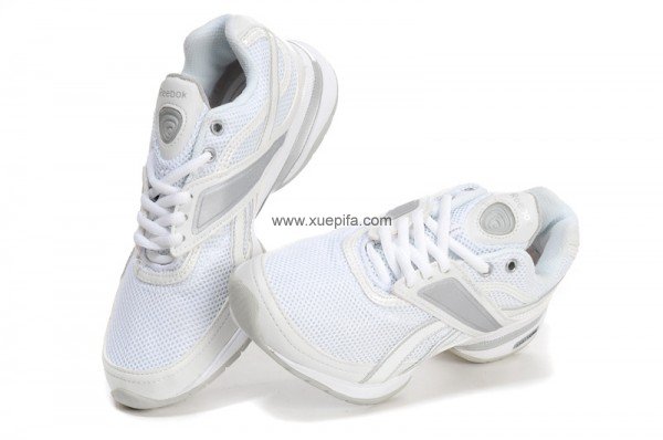Reebok锐步easytone 2012新款1010跑步鞋白银色 女