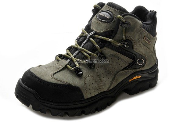 哥伦比亚登山靴 2012新款户外旅游黑灰色 男女