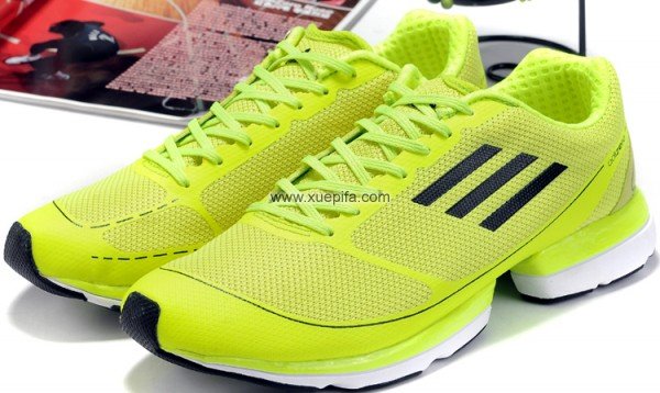 Adidas阿迪三叶草清风跑步鞋 2012新款夏季必备荧光绿黑 男