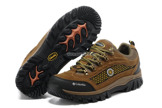 哥伦比亚登山鞋 2012新款徒步棕色 男女