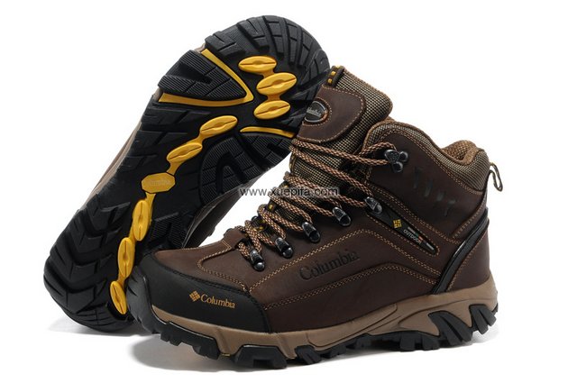 哥伦比亚登山靴 2012新款疯马皮高帮防水暗棕 男