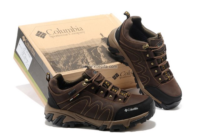 哥伦比亚登山鞋 新款2012疯马皮暗棕 男