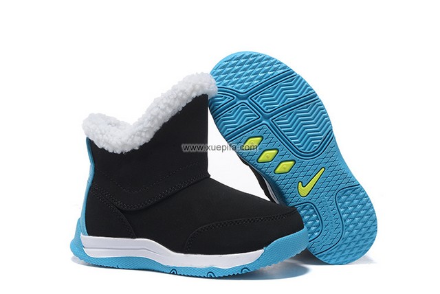 耐克童鞋雪地靴黑蓝 