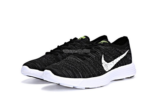 HTM Flyknit Trainer+535089-101黑灰白 男