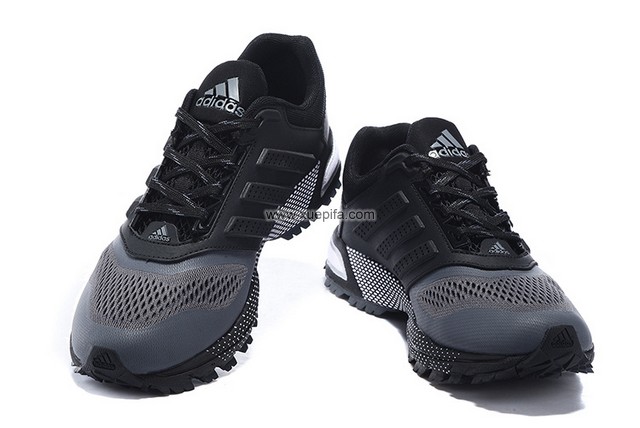 马拉松刀锋黑白 男