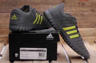 Adidas阿迪三叶草清风跑步鞋 2010新款超透气灰绿 男