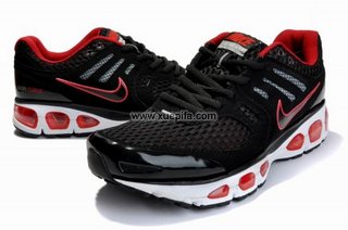 Nike耐克Air max跑鞋 大眼睛新版黑红 男