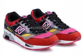 NewBalance新百伦1500跑步鞋 黑桃红 情侣