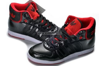 Adidas阿迪三叶草潮流板鞋 张柏芝代言黑红色高帮 女