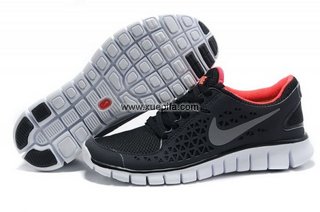 Nike耐克赤足跑鞋 2011新款free run 黑灰红 女