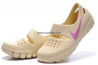 Nike耐克休闲透气鞋 2011新款米桃红 女