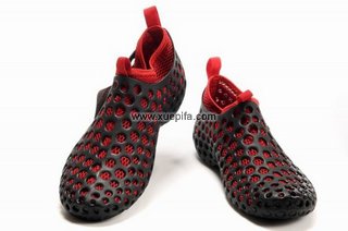 Nike耐克太空狗凉鞋 2011新款透气克凉黑红 男