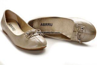 Abrru单鞋 2011新款都市复古时尚米色 女