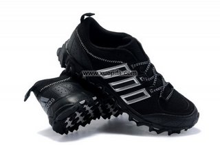 Adidas阿迪三叶草清风跑步鞋 2011夏季1169黑白 女