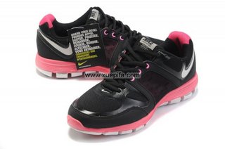 Nike耐克赤足跑鞋 2012新款全能训练黑粉红 女