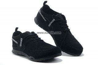 Nike耐克陈冠希潮流鞋 2012新款热销超轻跑步鞋全黑 男