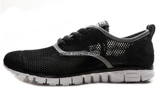Nike耐克赤足跑鞋 2012新款3.0极品大网眼黑色 男