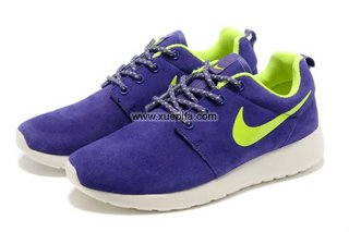 Nike耐克赤足跑鞋 2012新款roshe run反毛皮紫绿 女