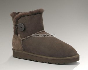 Ugg雪地靴短筒靴 2012新款羊皮毛一体3352巧克力色 女